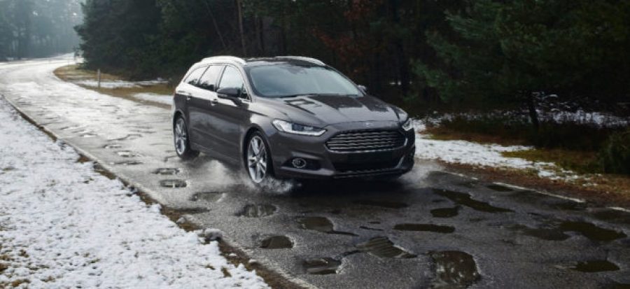 Ford desarrollará una tecnología para avisar de los baches