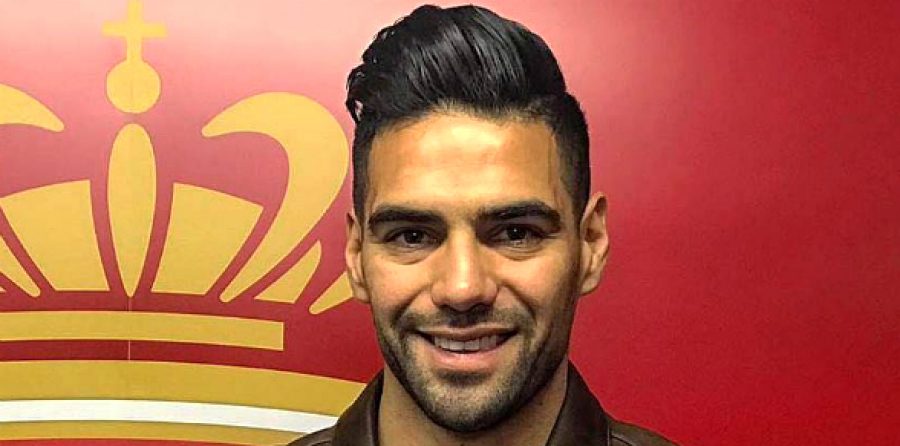 Sorprenden a Falcao García conduciendo un superdeportivo de más de mil millones de pesos