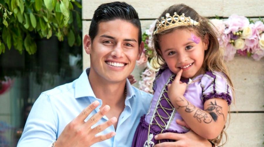 James celebra el día más importante de su vida y de una manera particular