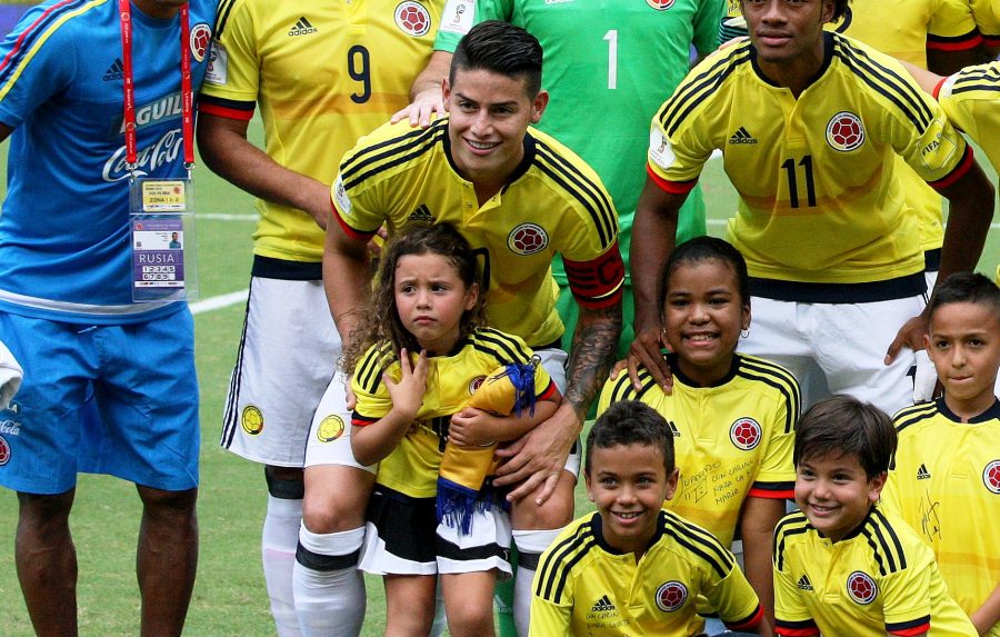 Salomé, le sigue los pasos a James Rodríguez, ¡fútbol y más fútbol!