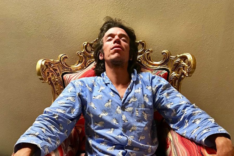 Rigoberto Urán mostró su “costoso” accesorio en una tienda de Europa