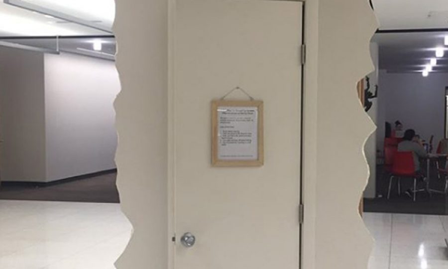 Universidad instaló armarios para que los estudiantes lloren ¡De no creer!