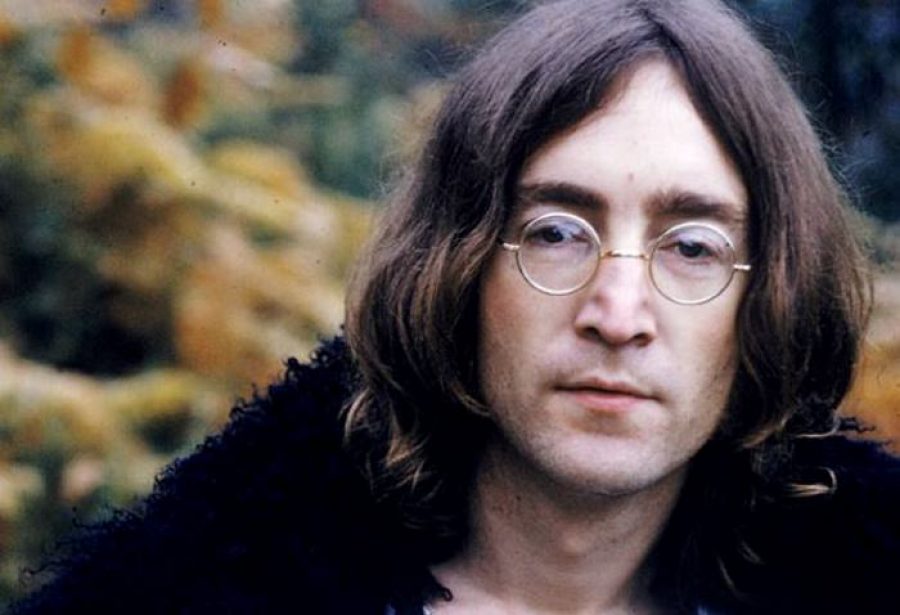 Ponen en venta el disco que John Lennon firmó a su asesino antes de morir