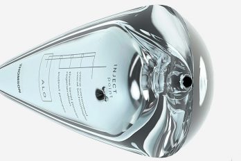 Philippe Starck diseña Aló, el móvil del futuro: capaz de autorrepararse, con forma curva y sin teclado ni pantalla