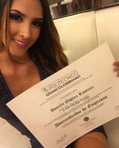 Daniela Ospina se graduó