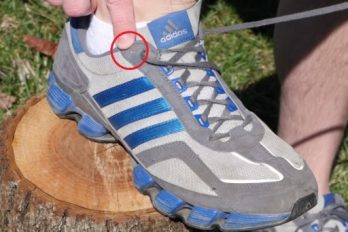 ¿Para qué sirven esos pequeños huequitos en las zapatillas deportivas? la respuesta es asombrosa