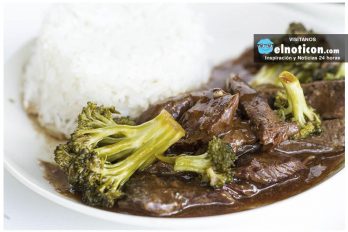 Easy Slow Cooker Beef and Broccoli