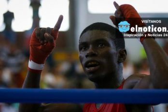 El boxeador colombiano Yuberjén Martínez ganó su combate y se clasifica a la siguiente ronda