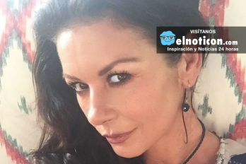 A sus 47 años, Catherine Zeta-Jones impacta con sexy foto