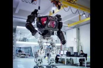 ¿Recuerdas los robots tripulados de ‘Matrix’ y ‘Avatar’? Conoce a Method-1, la versión real que crearon en Corea del Sur. ¡Impresionante!