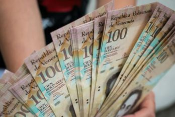 Los venezolanos se despiden del billete de 100 bolívares, ¡increíble!