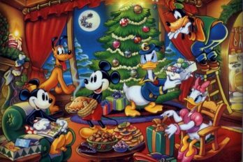 El inusual Árbol de Navidad creado por un artista colombiano para Disney; ¡nos enorgullece!