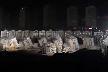 Demolición de 19 edificios en 10 segundos en China