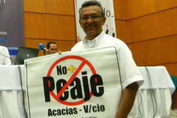 Este hombre se negó a pagar un peaje en la vía Acacias – Villavicencio como forma de protesta ¿Qué opinas?