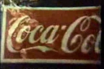Este comercial nunca lo han visto los millennials. ¡Porque Coca-Cola es así!