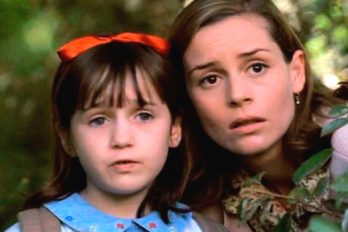 ¿Recuerdas a la profesora ‘Miel’ de la película “Matilda”? Así luce 21 años después