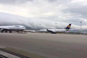 ¡Impresionante! Una sorprendente nube cubre el aeropuerto de Múnich. ¡Era gigantesca!