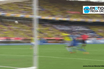 Gol de Falcao vs Brasil