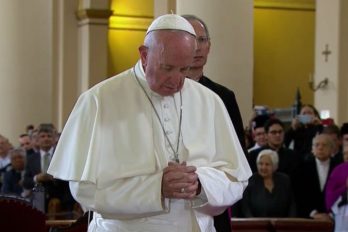 El papa Francisco ora por los damnificados del terremoto en México