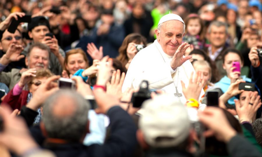 El tweet que no queremos que vea el Papa Francisco