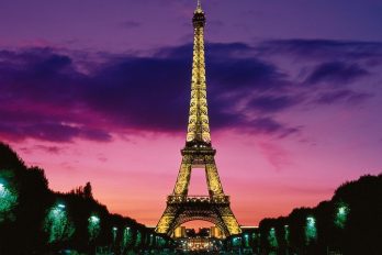 Ya no hace falta ir a París a conocer la torre Eiffel. ¡Descubre dónde están haciendo una replica en Colombia!