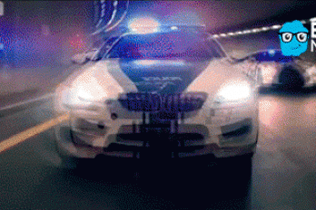 Carros de lujo de la policía en Dubái