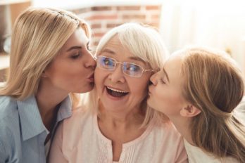 7 maneras de hacer reír a mamá