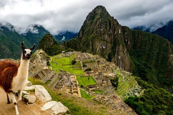 Machu Picchu prohíbe el ingreso de plásticos de un solo uso