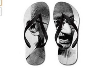 “Pisotean” a Mahatma Gandhi, lanzan sandalias con su imagen