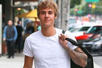 ¿Justin Bieber impondrá nueva moda con zapatos de tacón?