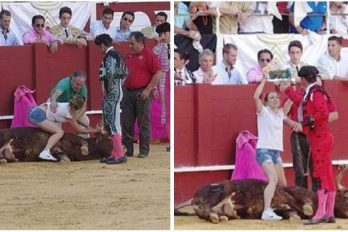 Una antitaurina saltó al ruedo para abrazar al toro en medio de su agonía