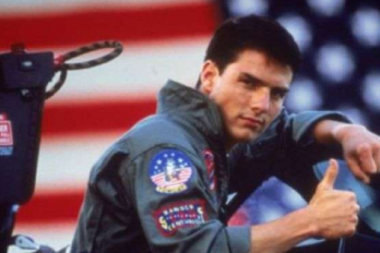 Tom Cruise confirmó que rodará ‘Top Gun 2’, ¡Así lucía el actor en aquella película!